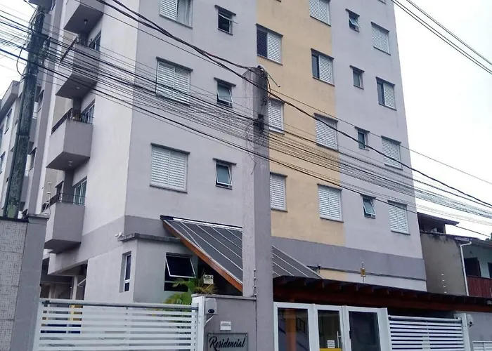 Apartamento No Centro De Ubatuba